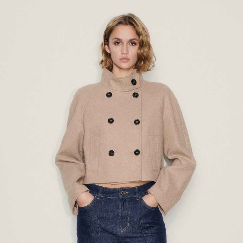 ZARA SHORT DOUBLE BREASTED COAT
